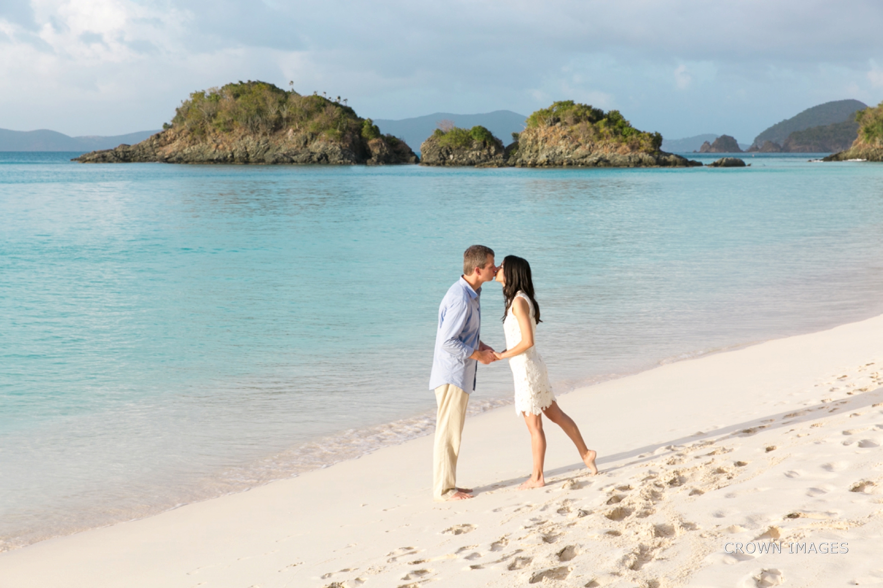 engagement_photos_virgin_islands_crown_images_0635.jpg