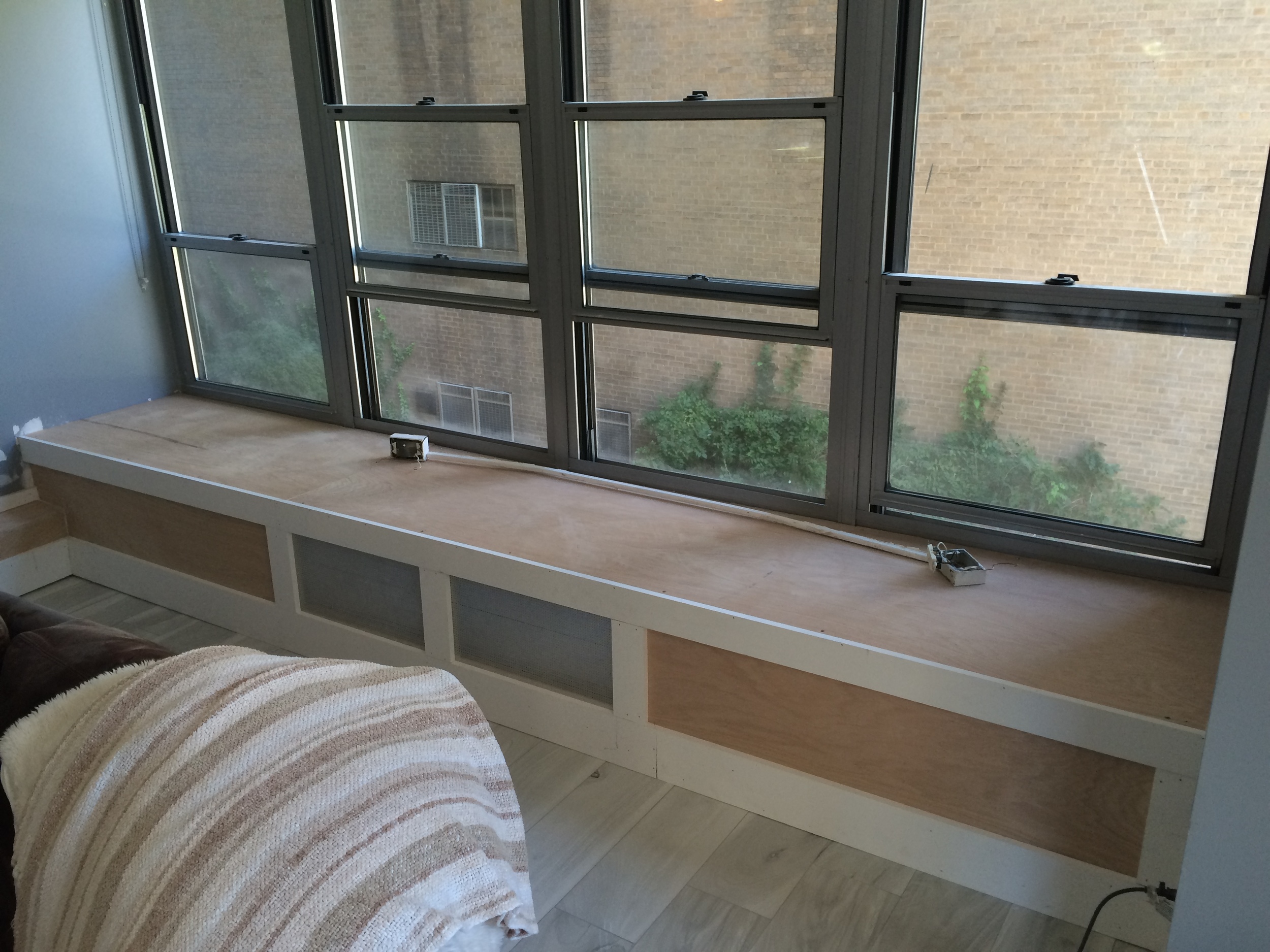 Dorchestor 1 - custom bench