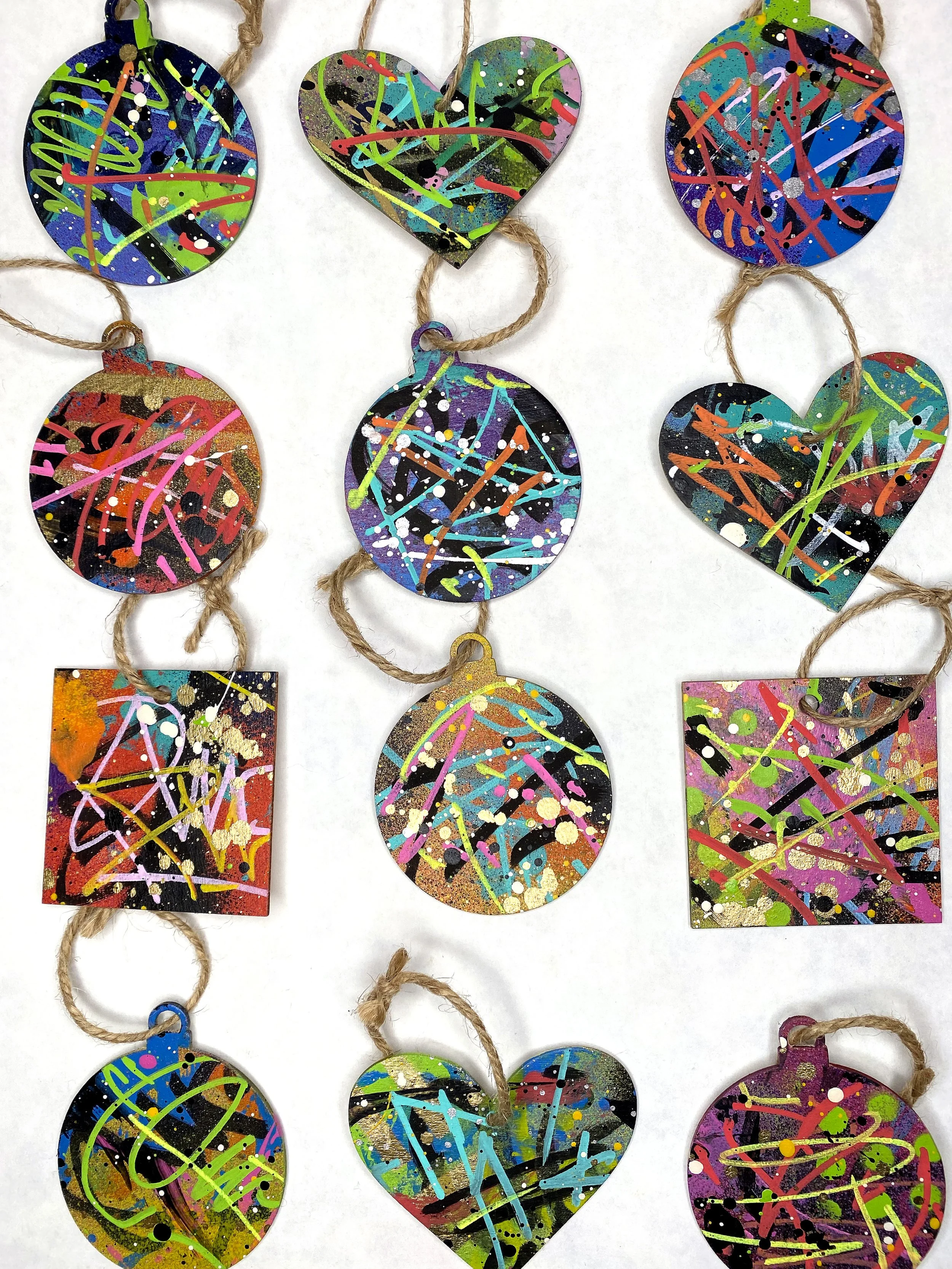 ColorBomb_Ornaments_BeauThomas_2024.jpg