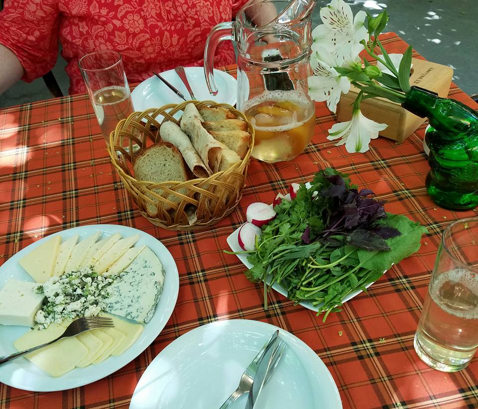 Armenia: Lunch