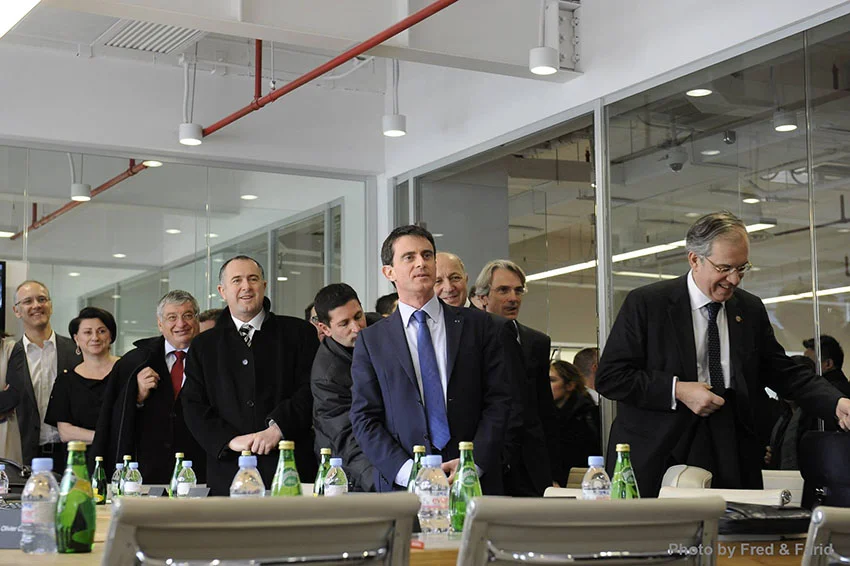 French Prime Minister Meets with NDA's CEO 3.jpg