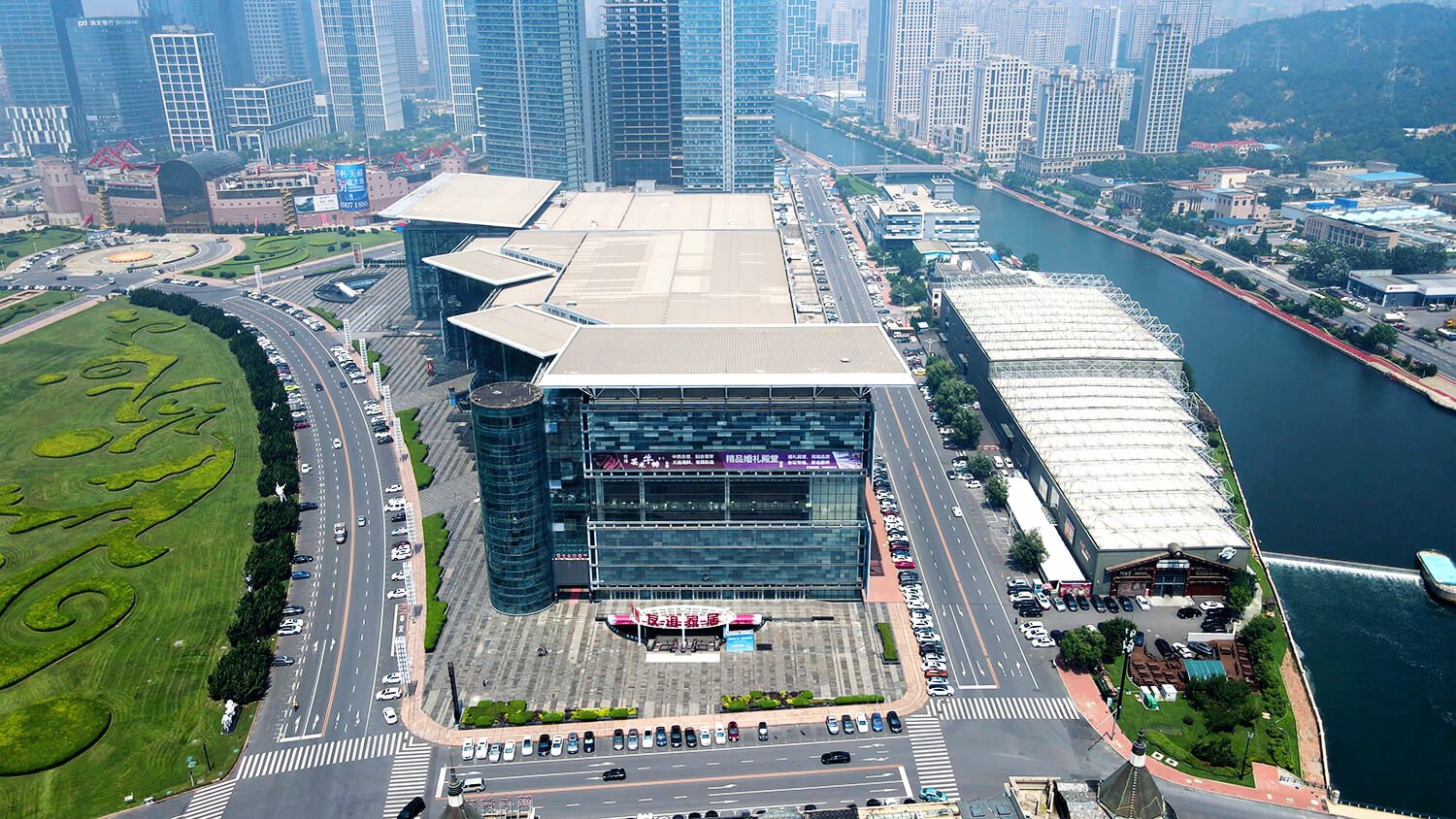 NDA-10. Dalian-World-Expo-Center-(1).jpg