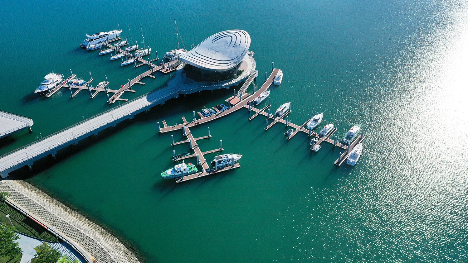 NDA-48. Hainan Sea Flower Yacht Club and Marina Commercial Promenade (3).jpg