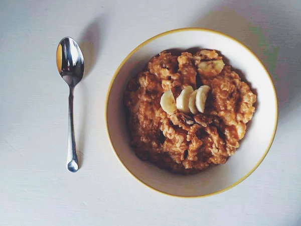 Oats-with-spoon.jpg