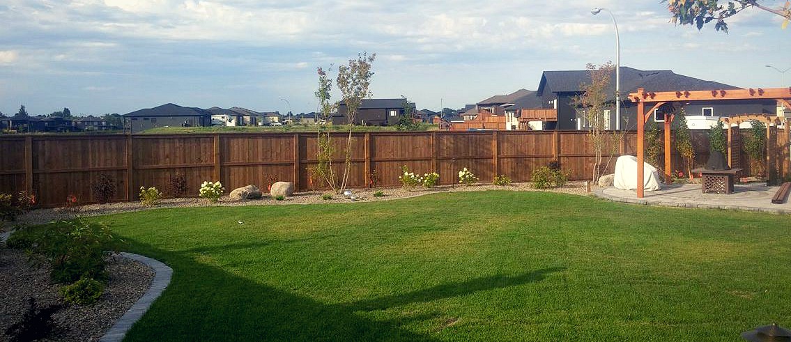 corner fence 4.jpg