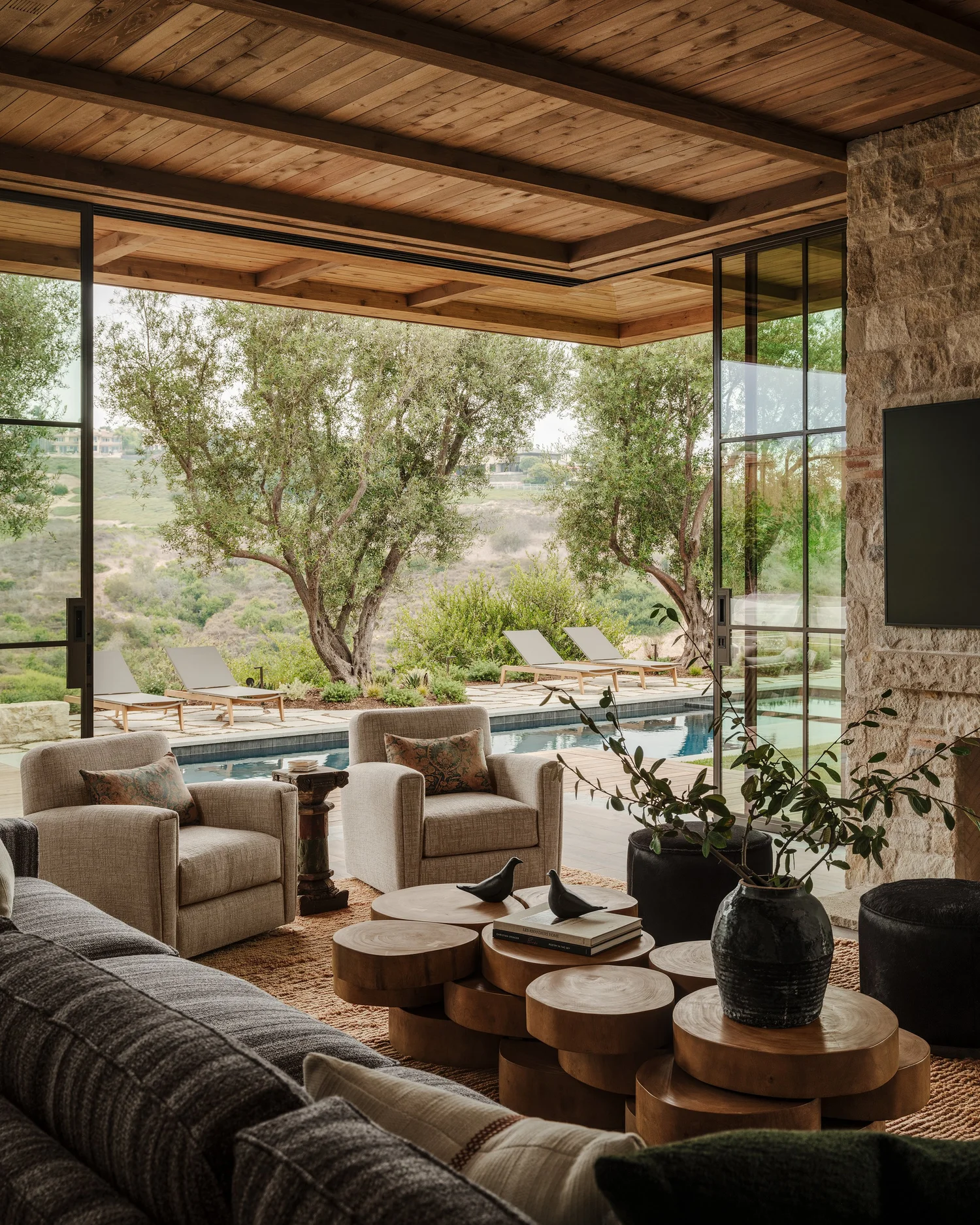 Lone Pine Lodge — Morrison Interiors