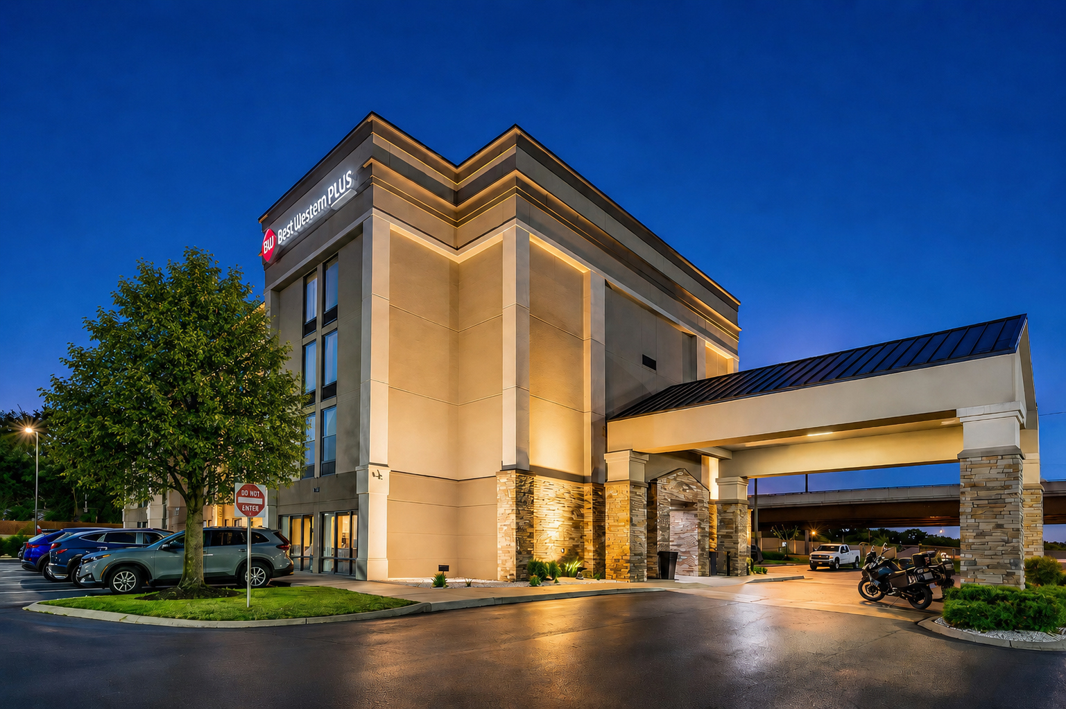 Best Western Plus Belle Meade Inn & Suites