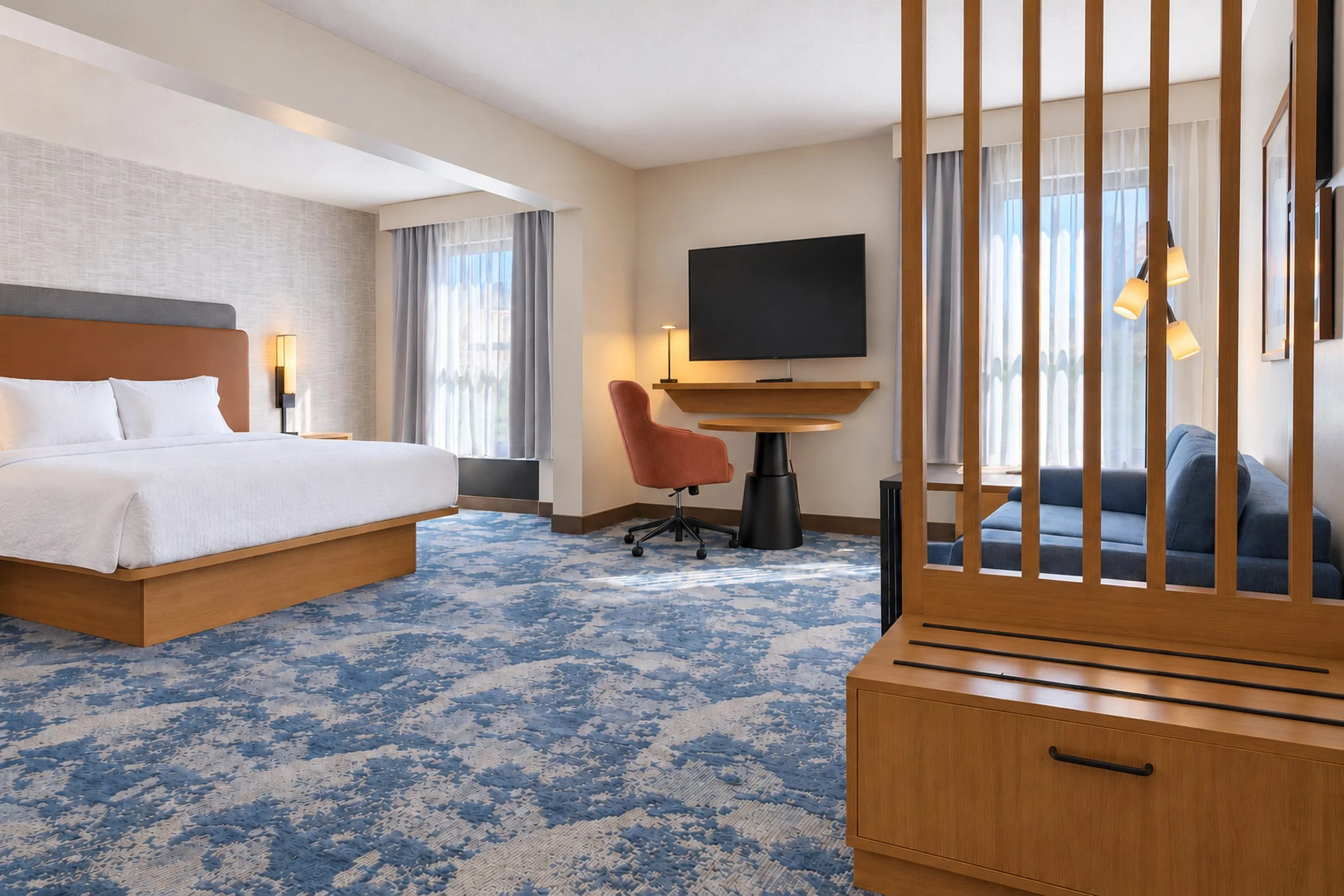King Suite at the Hampton Inn Dickson TN location