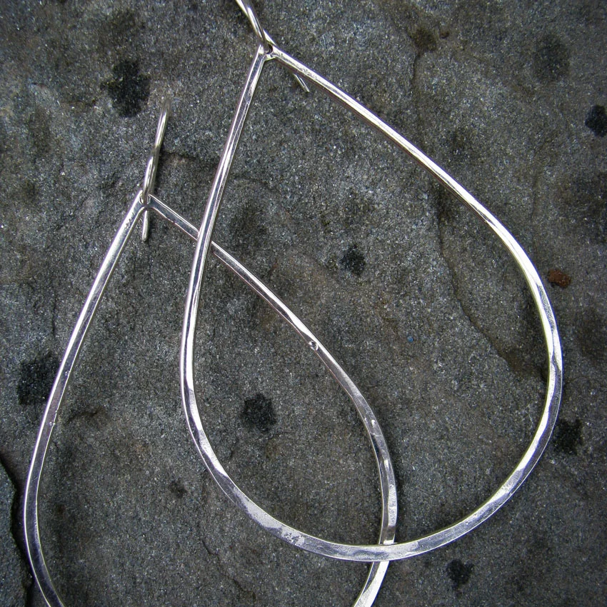 Wide oval dangles 