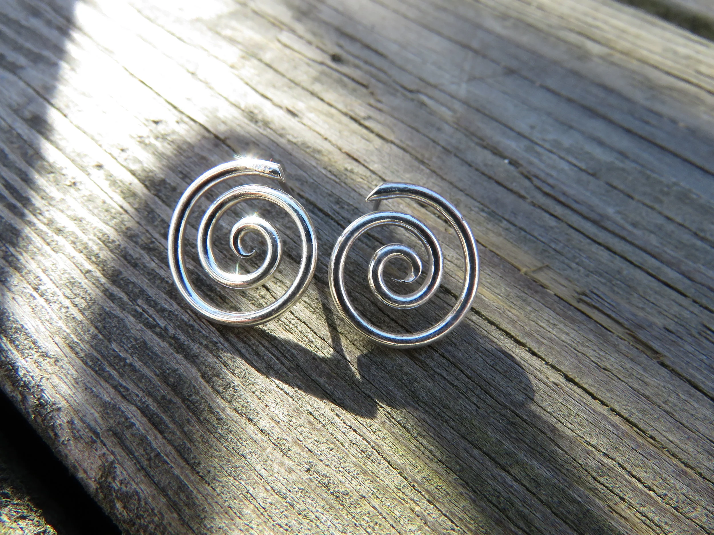 Small Spiral Studs