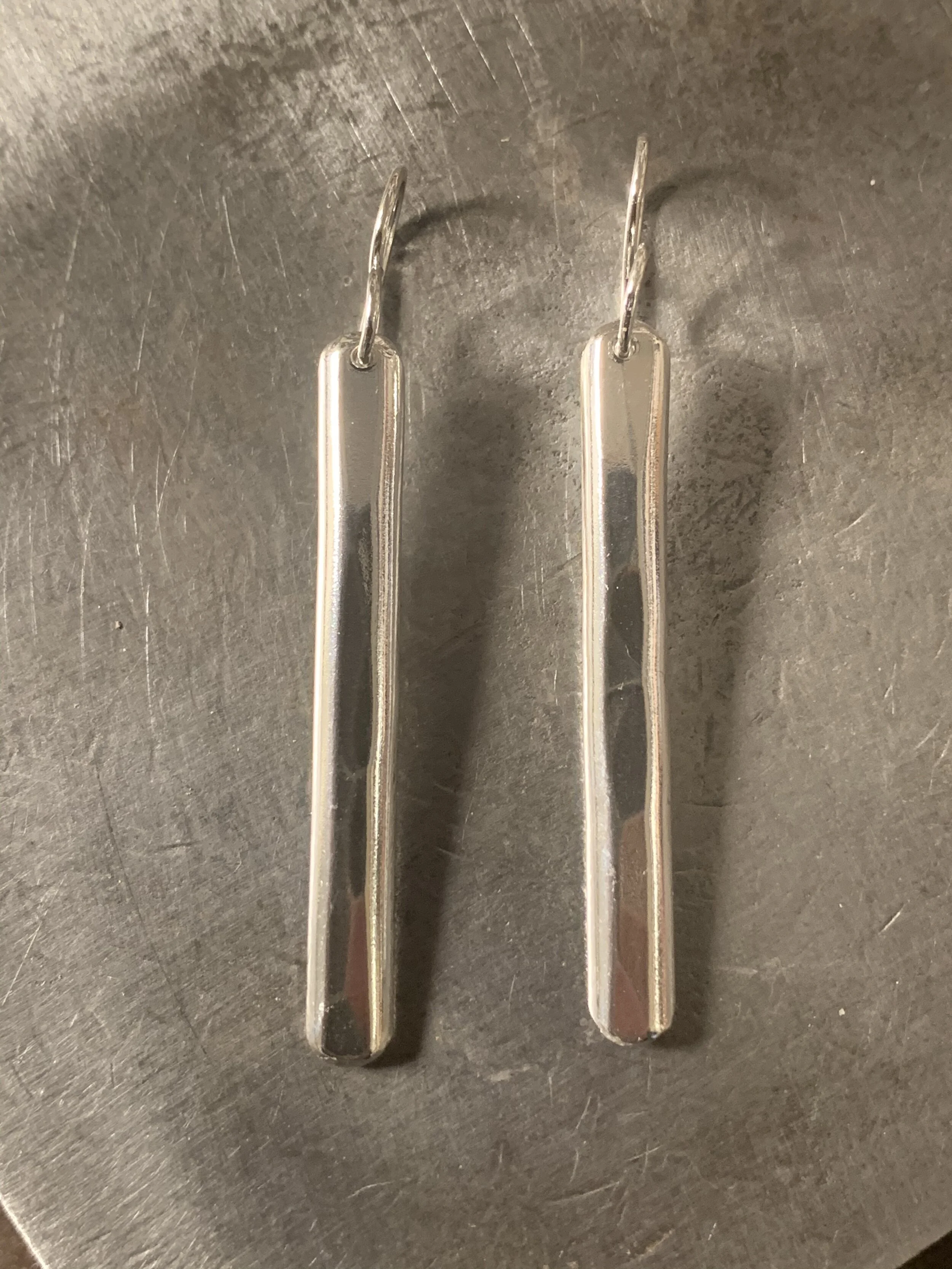 13B2AD7F-926C-4EAA-A1B4-015593623276