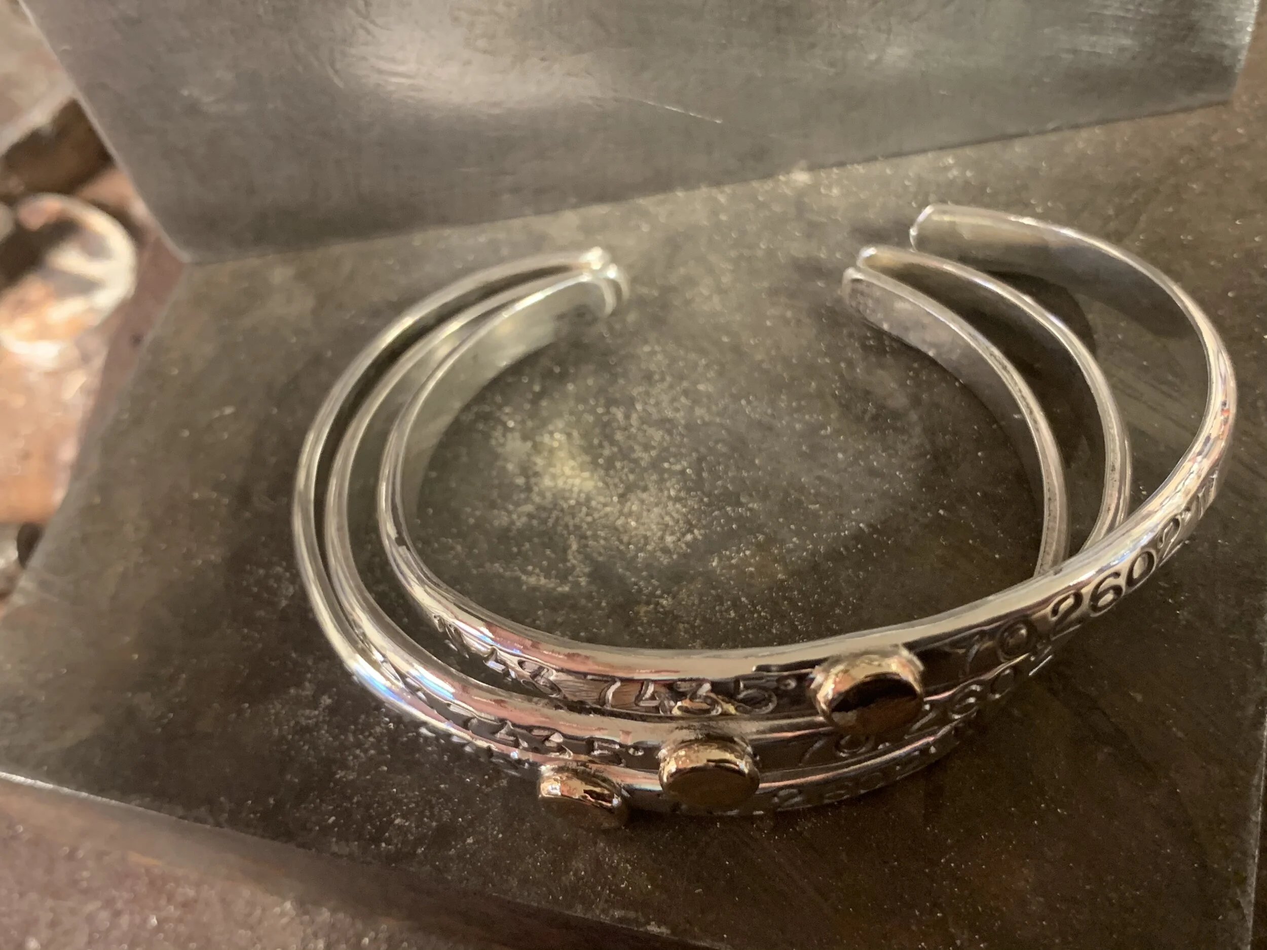 1FDAB855-C5F0-40DF-A871-8A19861F4F17