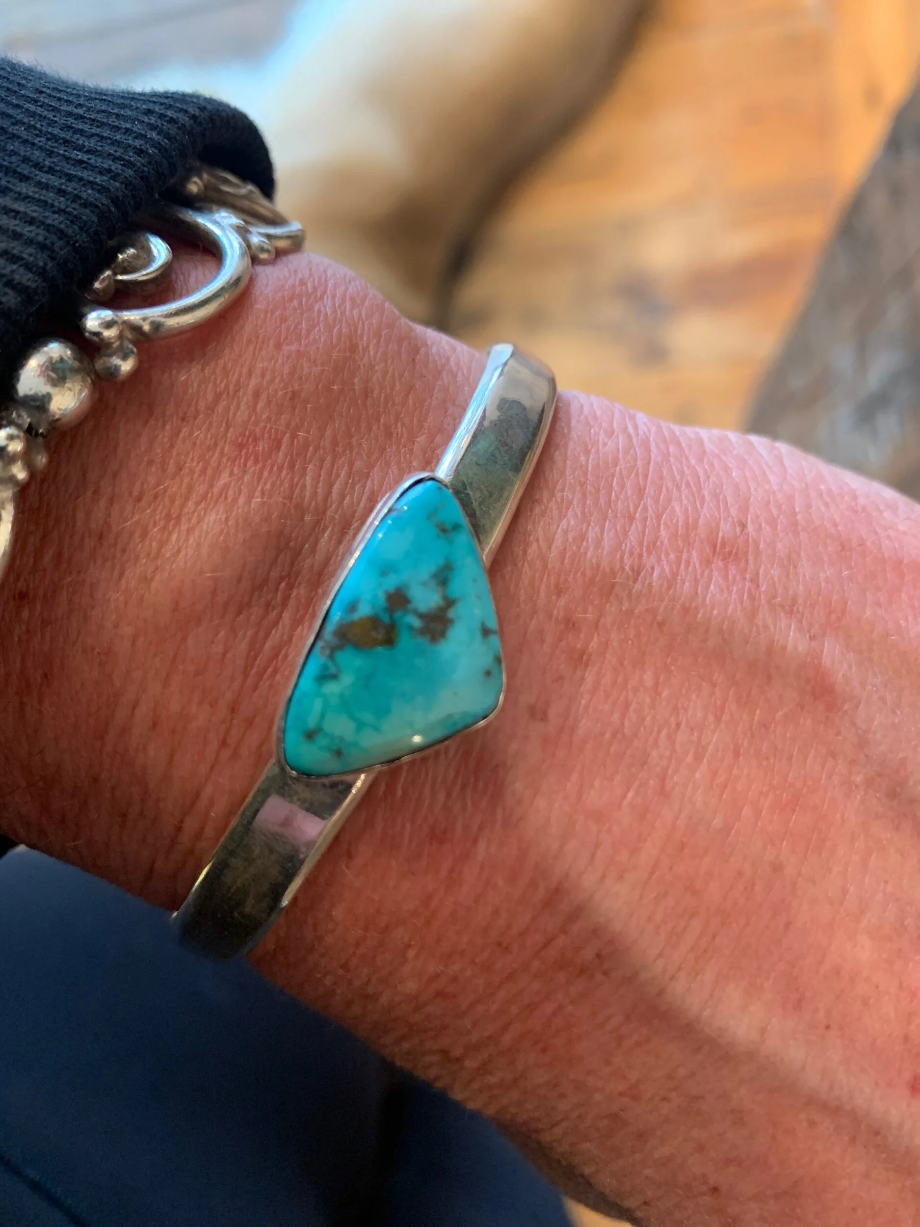 AC320FAA-C3D3-4AE4-A8B8-260FF3A8E529