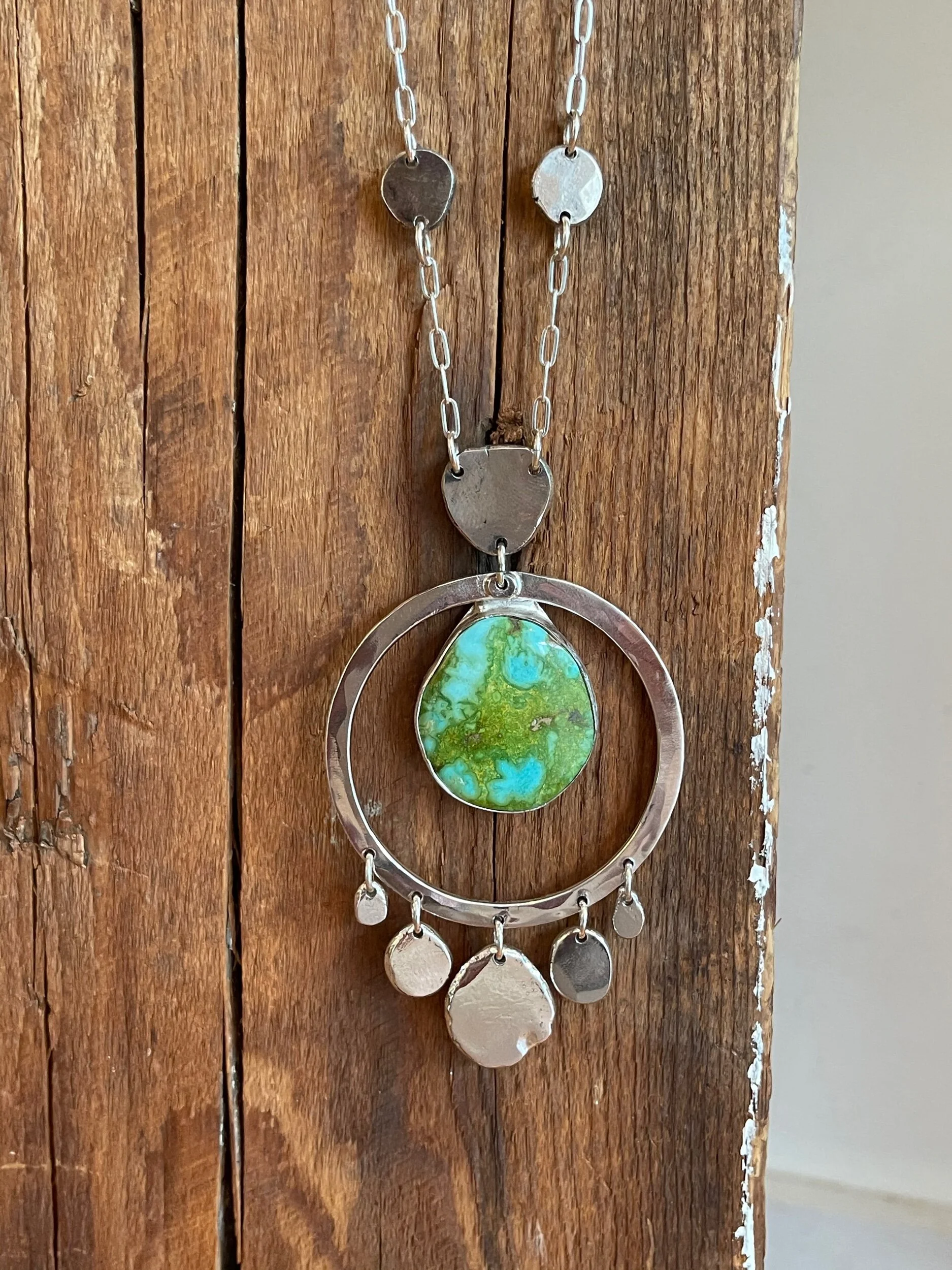 4C4E8D00-5118-405F-83B8-229901210031