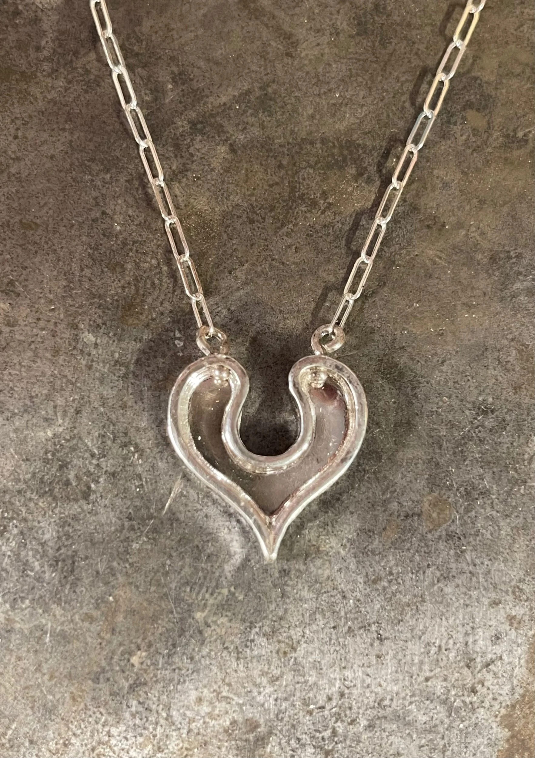 04D2066A-188F-46D2-9787-56B5FB3EC672