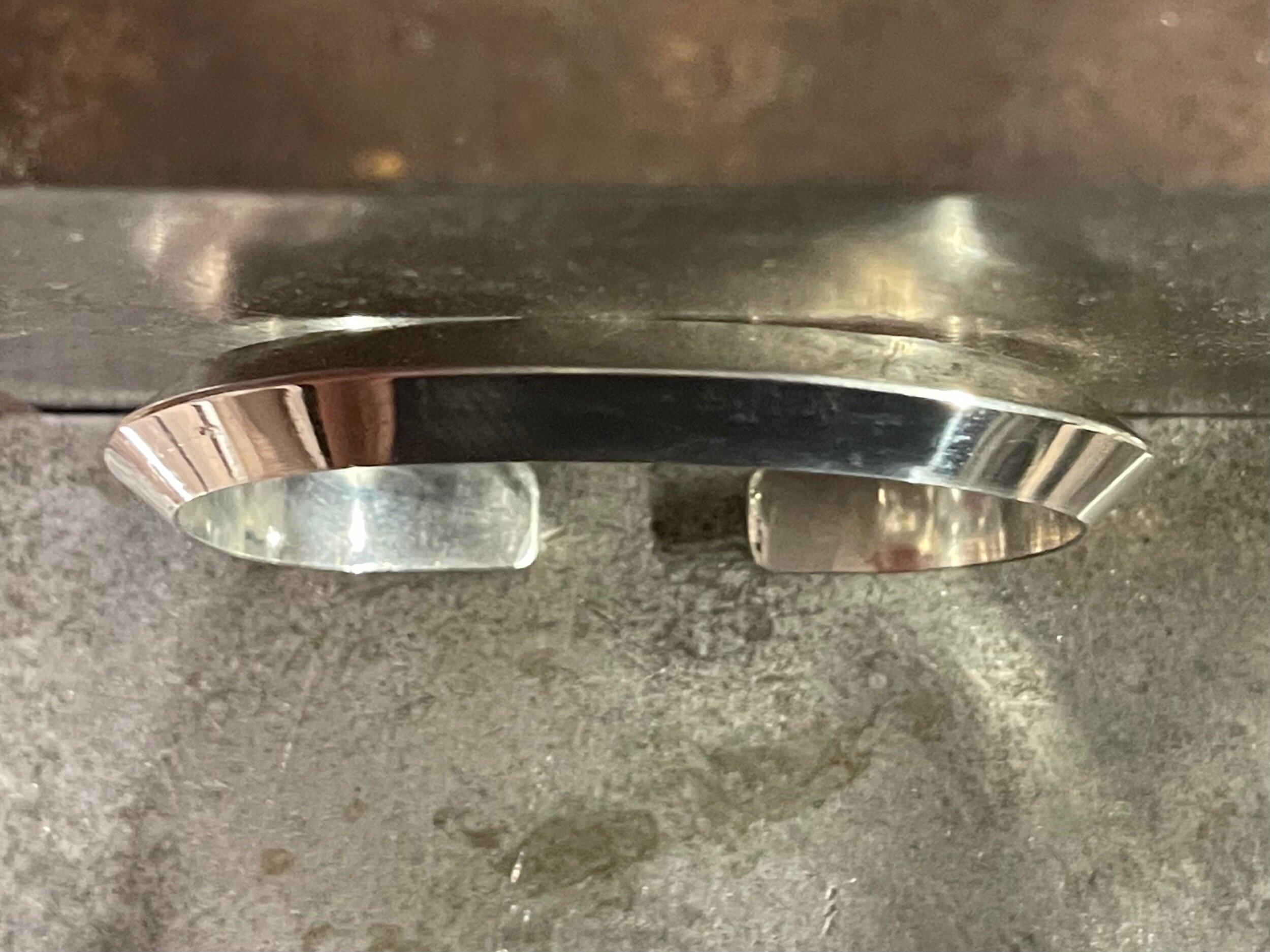 5D55B1E5-DFA7-497D-9096-87F5A13B4AA9