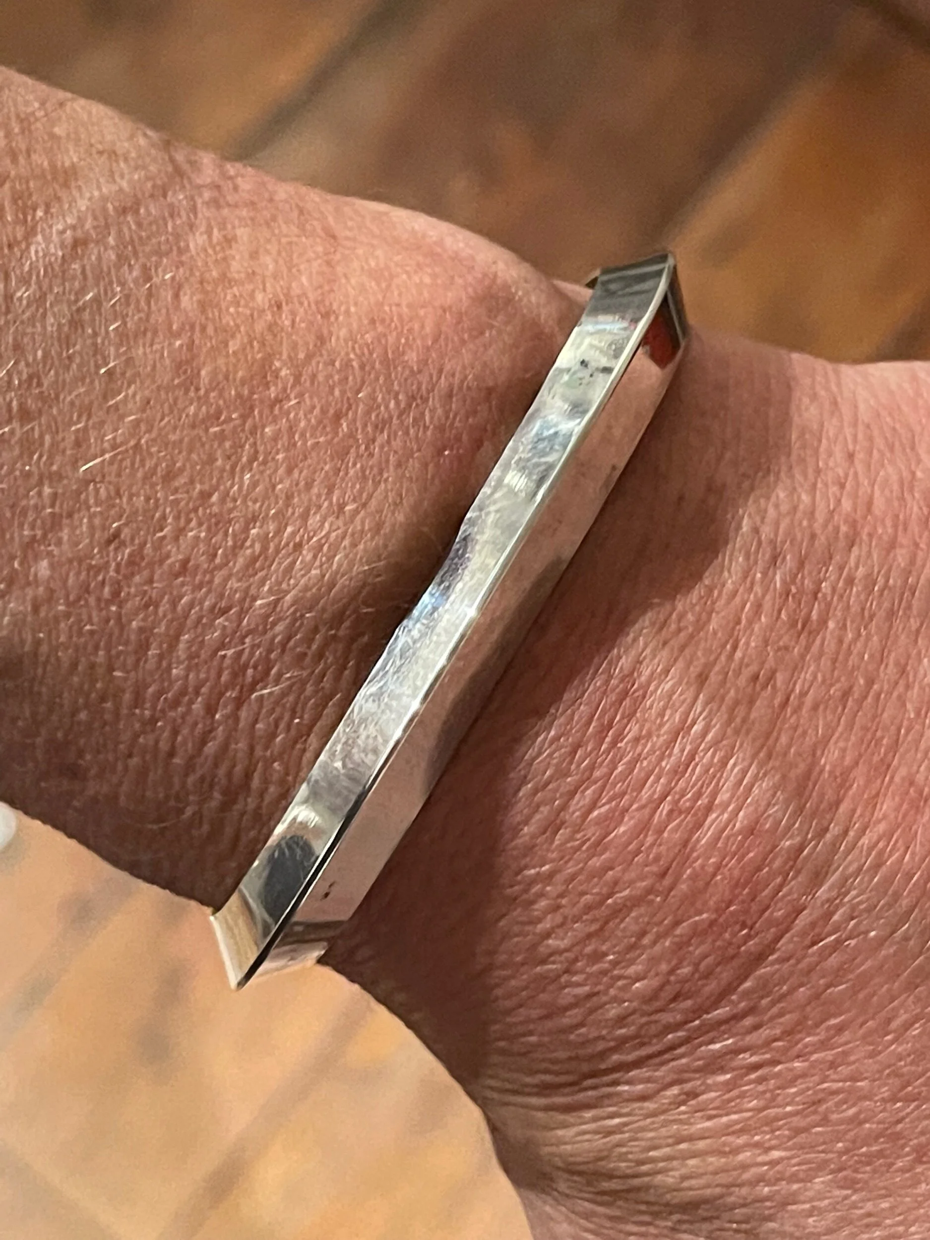 09BD9B1C-E332-4D26-A4DD-C91F510829D2