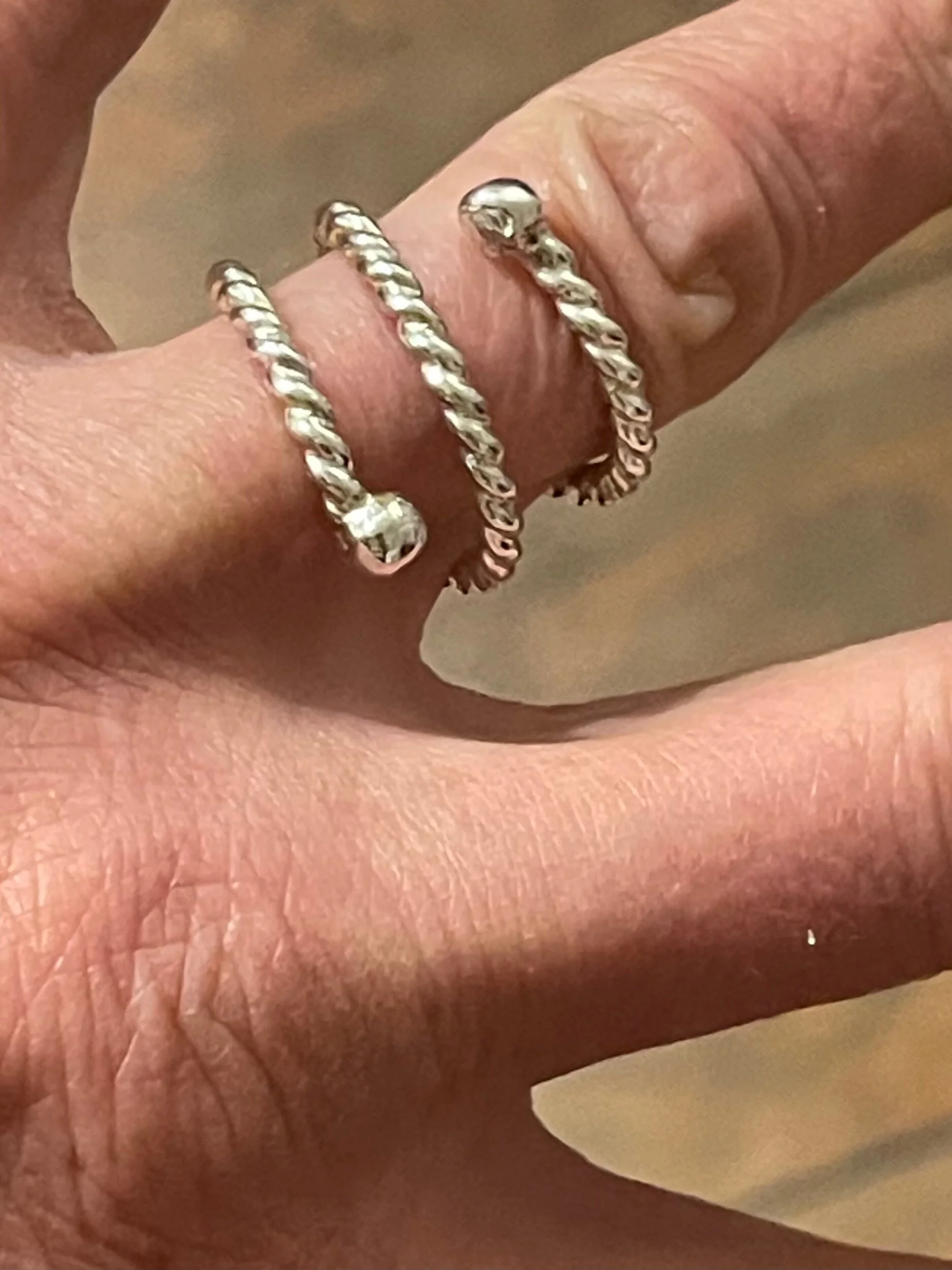 A89B3E6B-EAA0-462C-983F-4DF0E75399FE