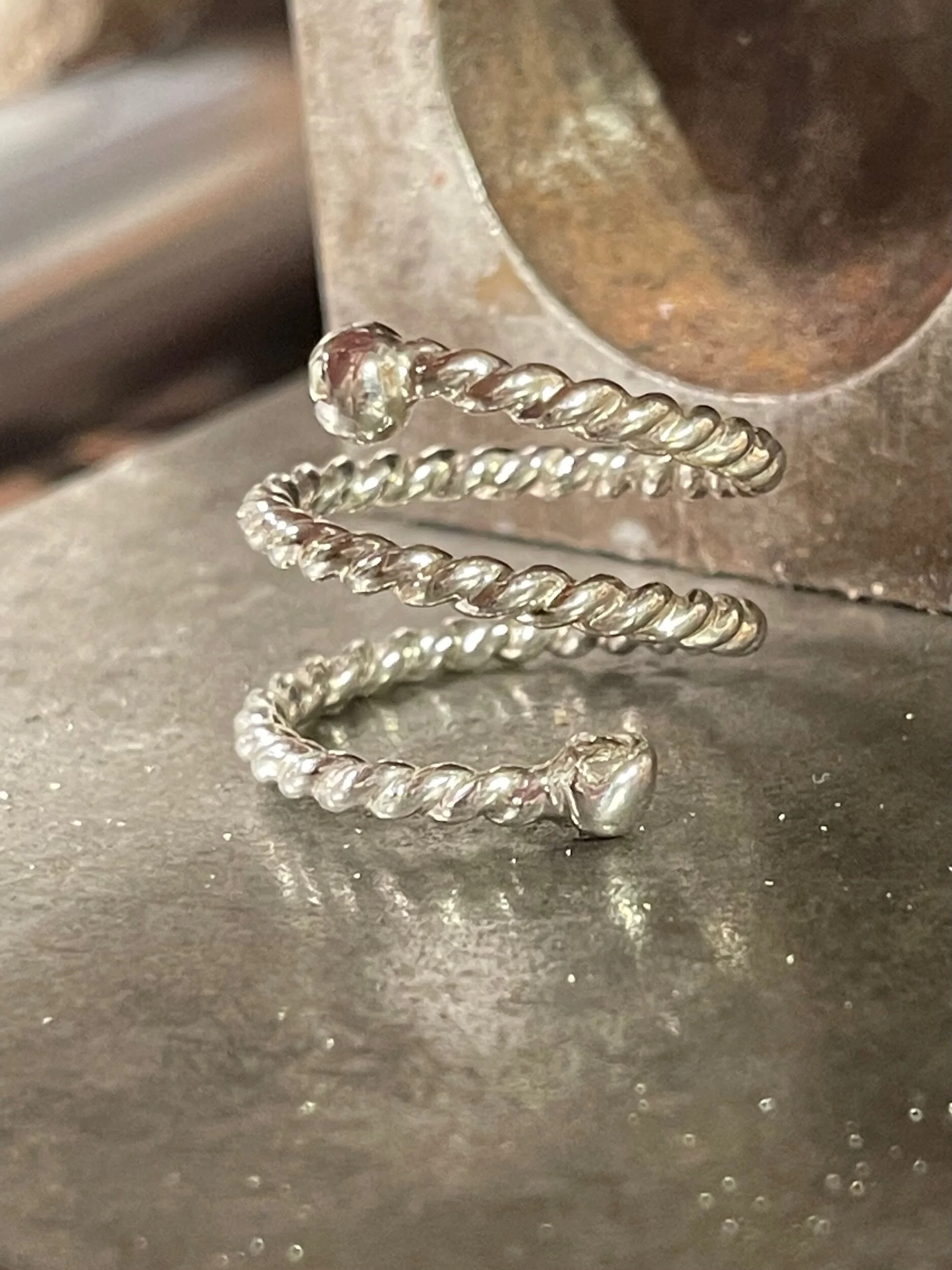 C4E07E5A-4F11-4B09-A131-29AFCDF6A193