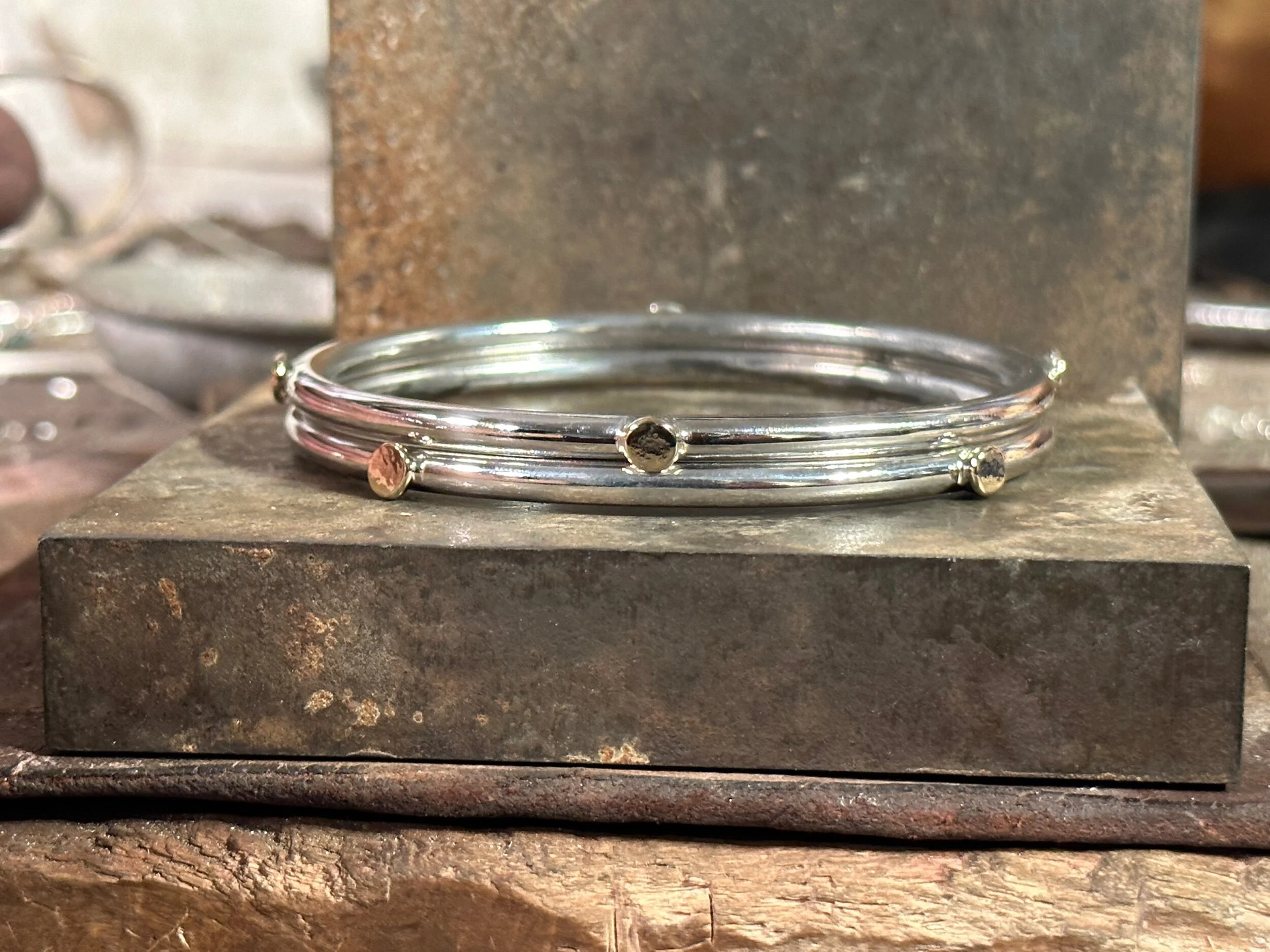 1D1C1081-B996-458C-BB65-E0E3FEBBA66A