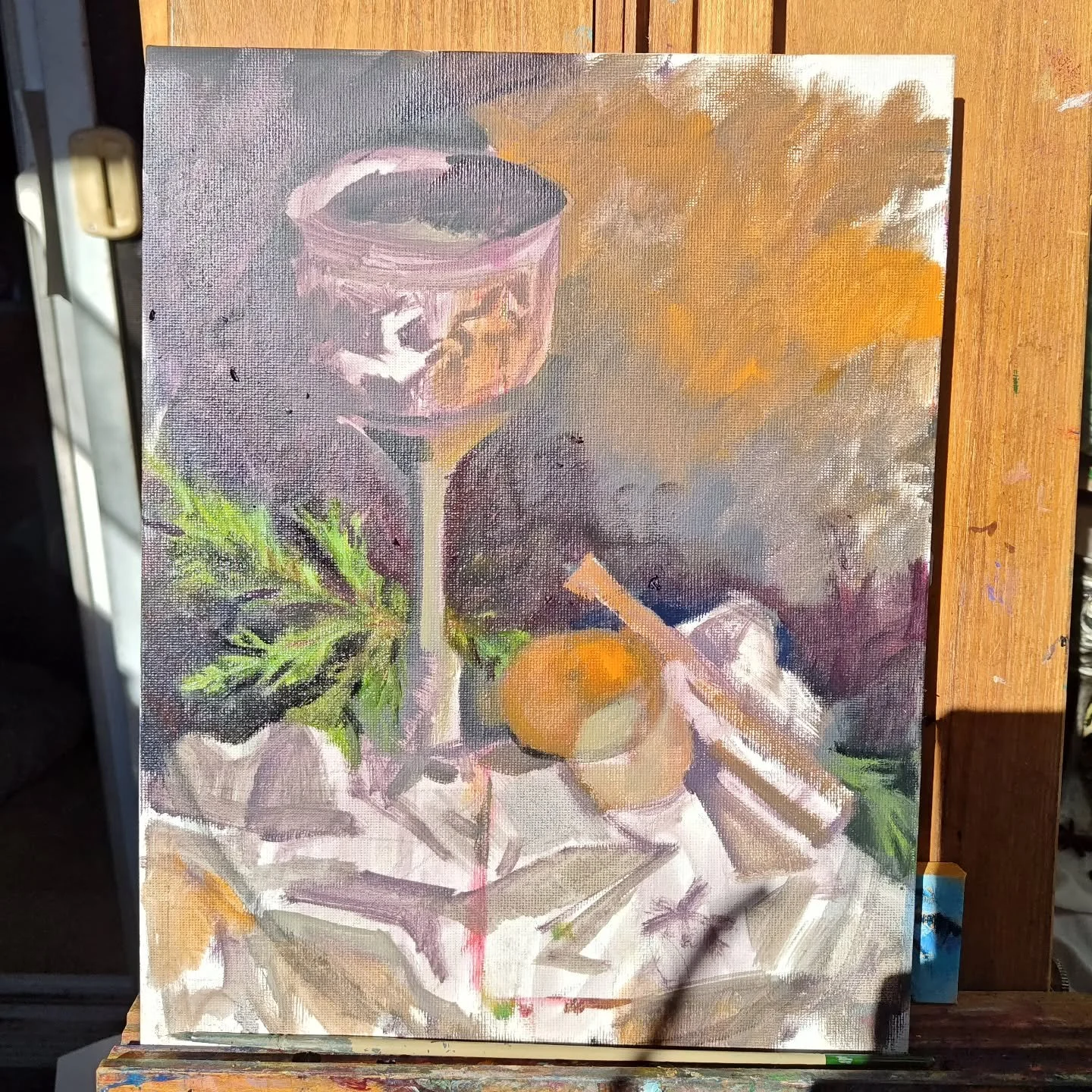 Day 9 #stradaeasel 
I'm finally home from the hospital!! A big thank you to everyone who kept me in their prayers. Felt good to get back behind the easel today. I have some get well soon flowers I'm eager to paint so I've got to put in some work on t