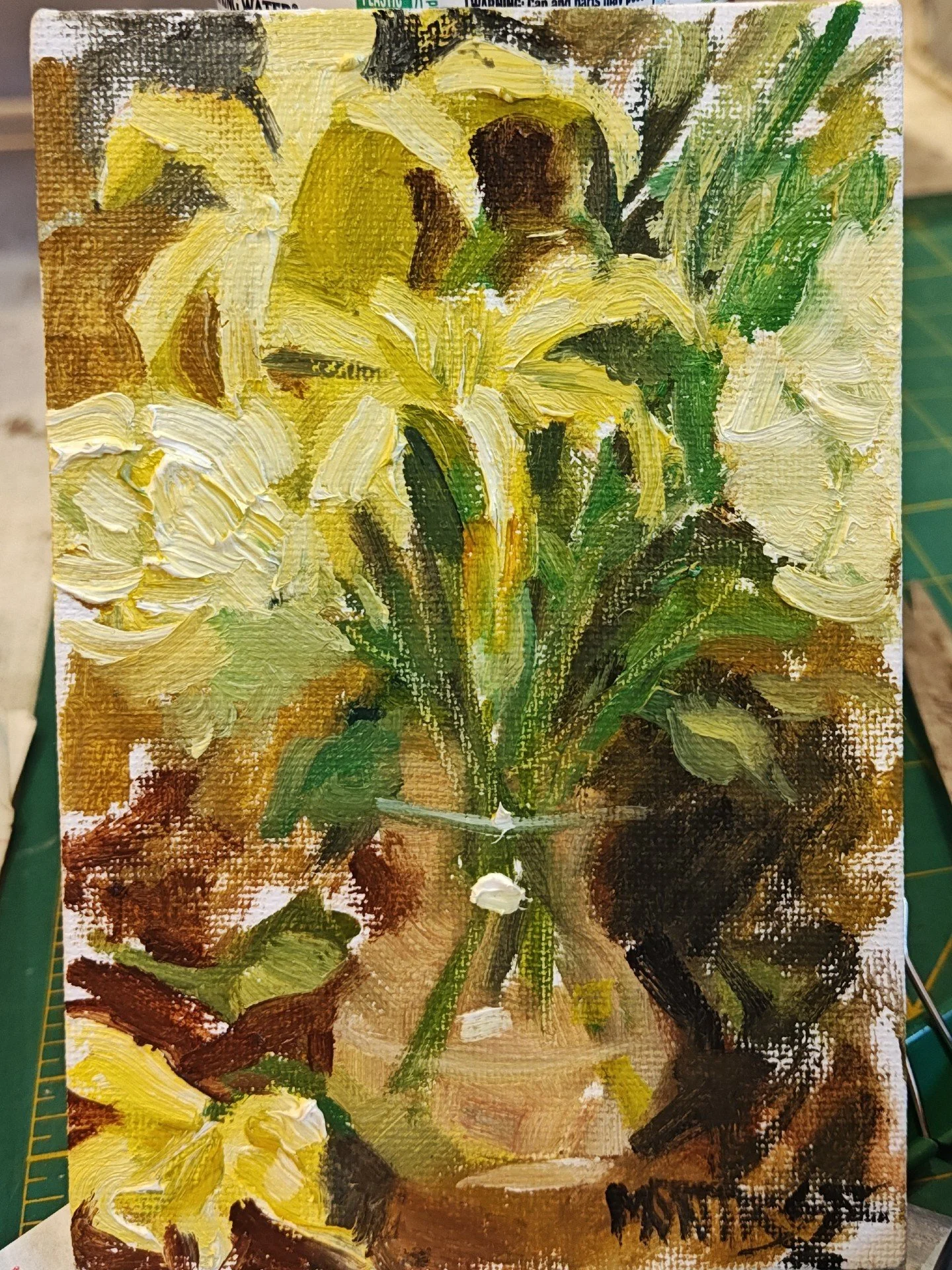 I'm tremendously fond of this one!! This is a quick painting of my get well soon flowers from back in January, painted from life but didn't post until now. 

.

4"x6"

Original Oil painting

2026

.

#flowerpainting #yellowpainting #oilpain
