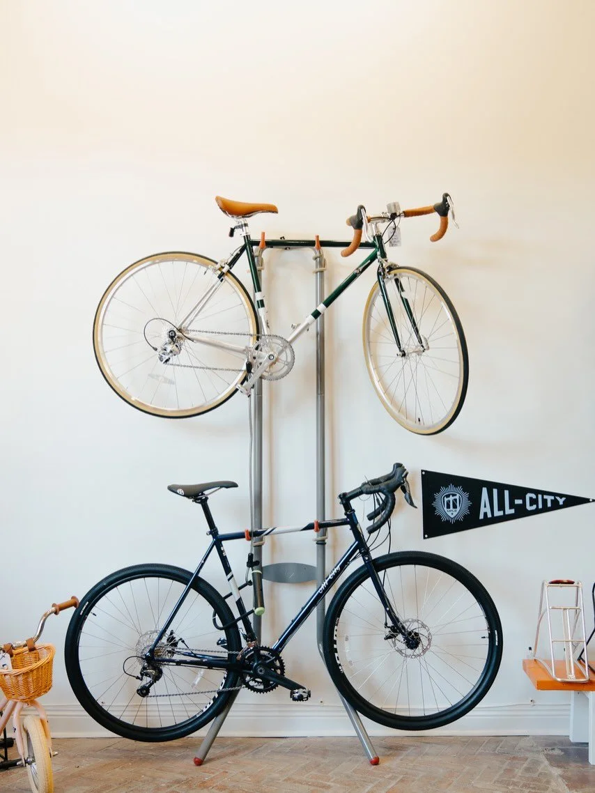 Bike storage options? We got &lsquo;em! Grab a gently used Delta Gravity Stand for $60 or this 3 bike rack for just $90 😎 more storage = more bikes!!