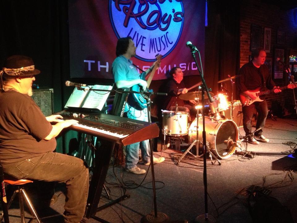 Screamin' John Trio with special guest Bob Ramsey