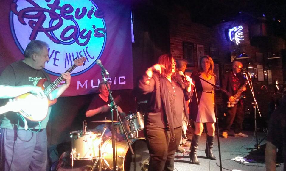 Sue & Rick O'Neil with Patty Cain sitting in with Mike Alger's Allstars