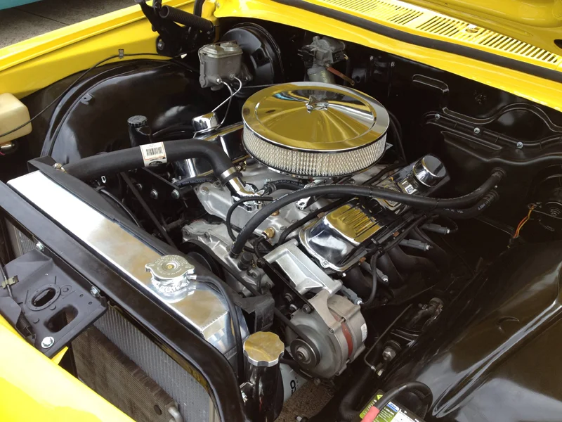 1976 HJ Holden Kingswood Sandman ol school garage fabrication (24).jpg