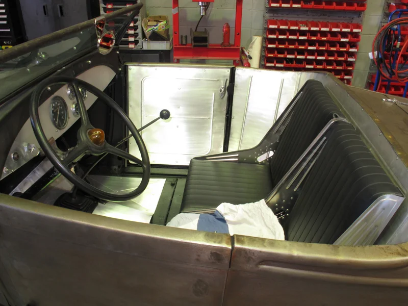 1929 Ford Model A Roadster - Hot Rod - Restoration - Ol' School Garage (8).jpg