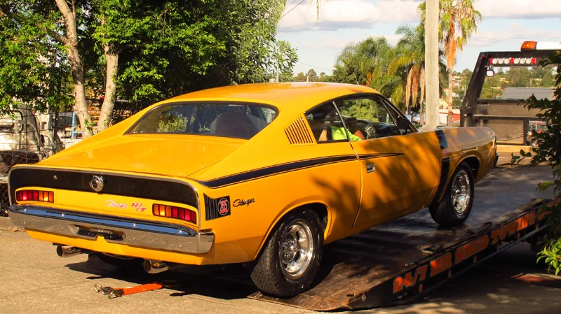 Valiant Charger RT restoration - Ol SChool Garage (5).jpg