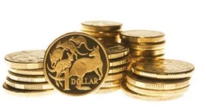 The benefits of a low and high Australian dollar