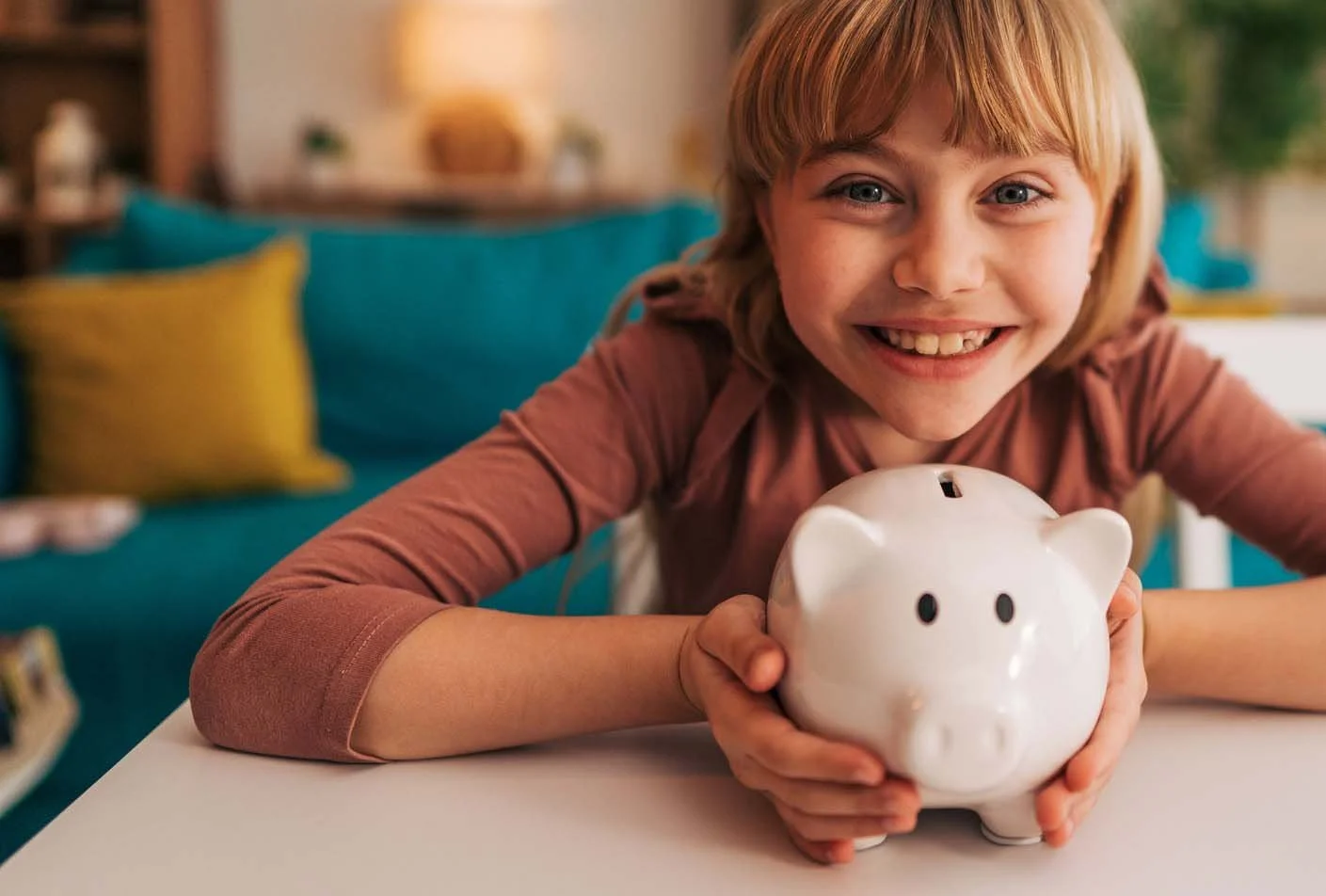 RAISING MONEY-SMART KIDS : Simple Ways to Build Healthy Lifelong Financial Habits