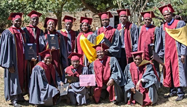 Justo Mwale University's 2016 Bachelor of Theology graduates – all are now serving in congregations (Photo by Johanneke Kroesbergen) 