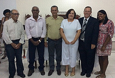 New members of the church with Gordon