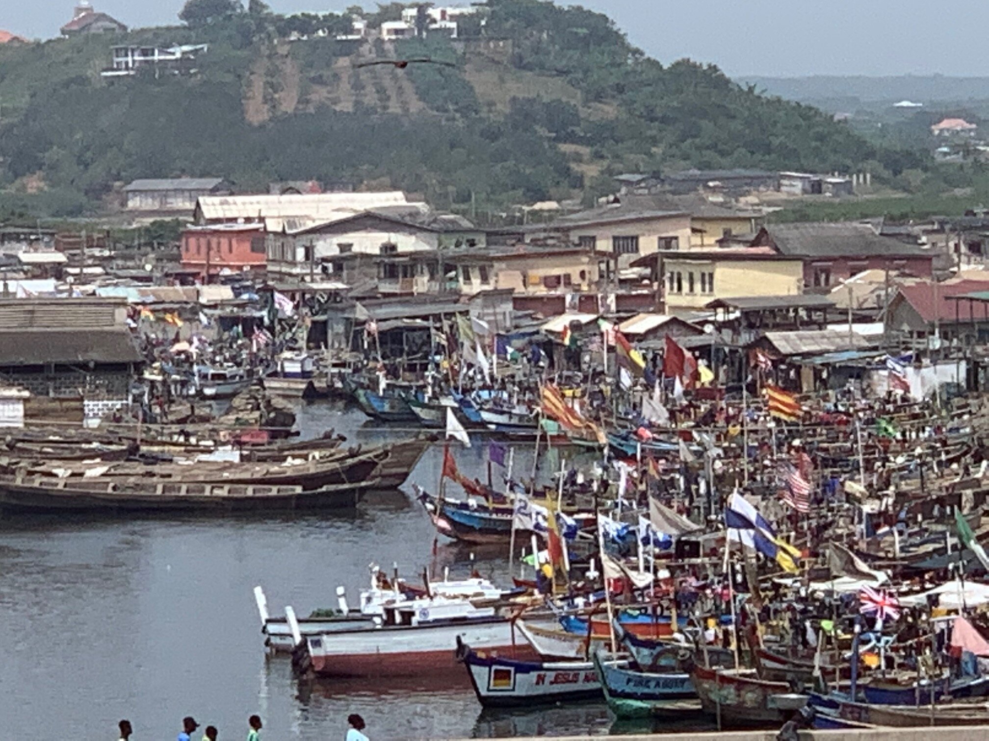  Elmina is a fishing village. 