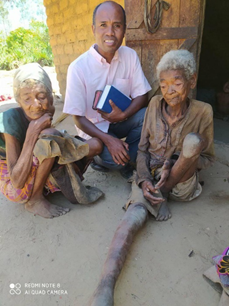 FJKM southern Madagascar Synod President Soja Arthur visiting family in southern Madagascar