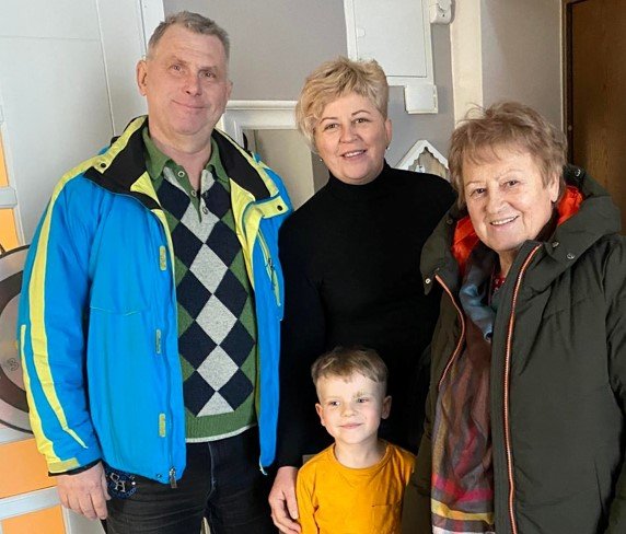  Sergii, Nataliya and Evgeniya arrive at a home in Lithuania after a 48-hour trip 