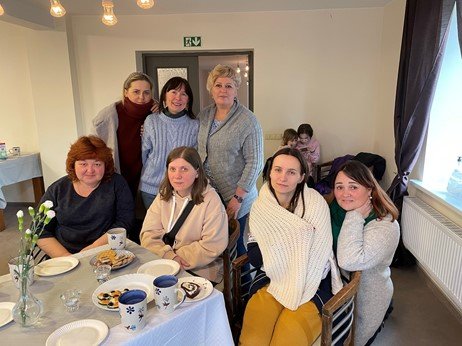  Refugees meeting with new Lithuanian friends at City Church. Marina pictured 2nd from left bottom row. On the top left is Olena who is housing another family from Ukraine. 