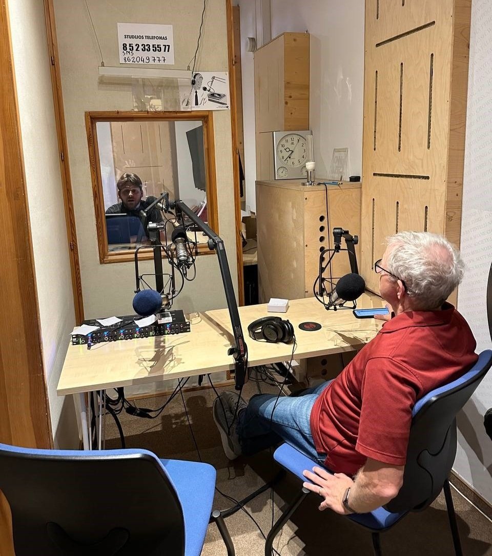  Tom Boone was interviewed on XFM discussing The Outreach Foundation's work with City Church, Ukraine, the Persian Diaspora, and China. SFM is a Christian radio ministry of City Church 
