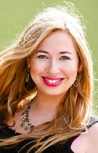 gigi_headshot_web2.jpg