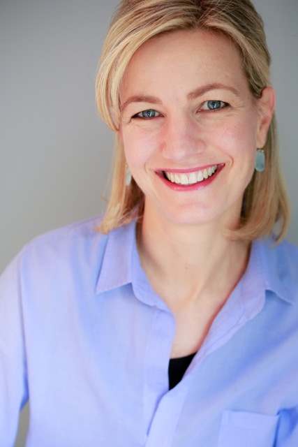Dr Julia Cooks Headshot.jpeg