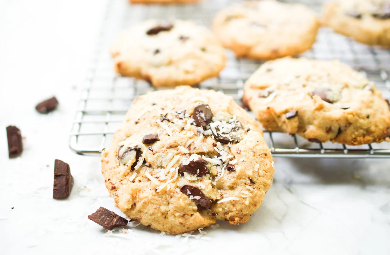 Over-The-Edge Cookies 