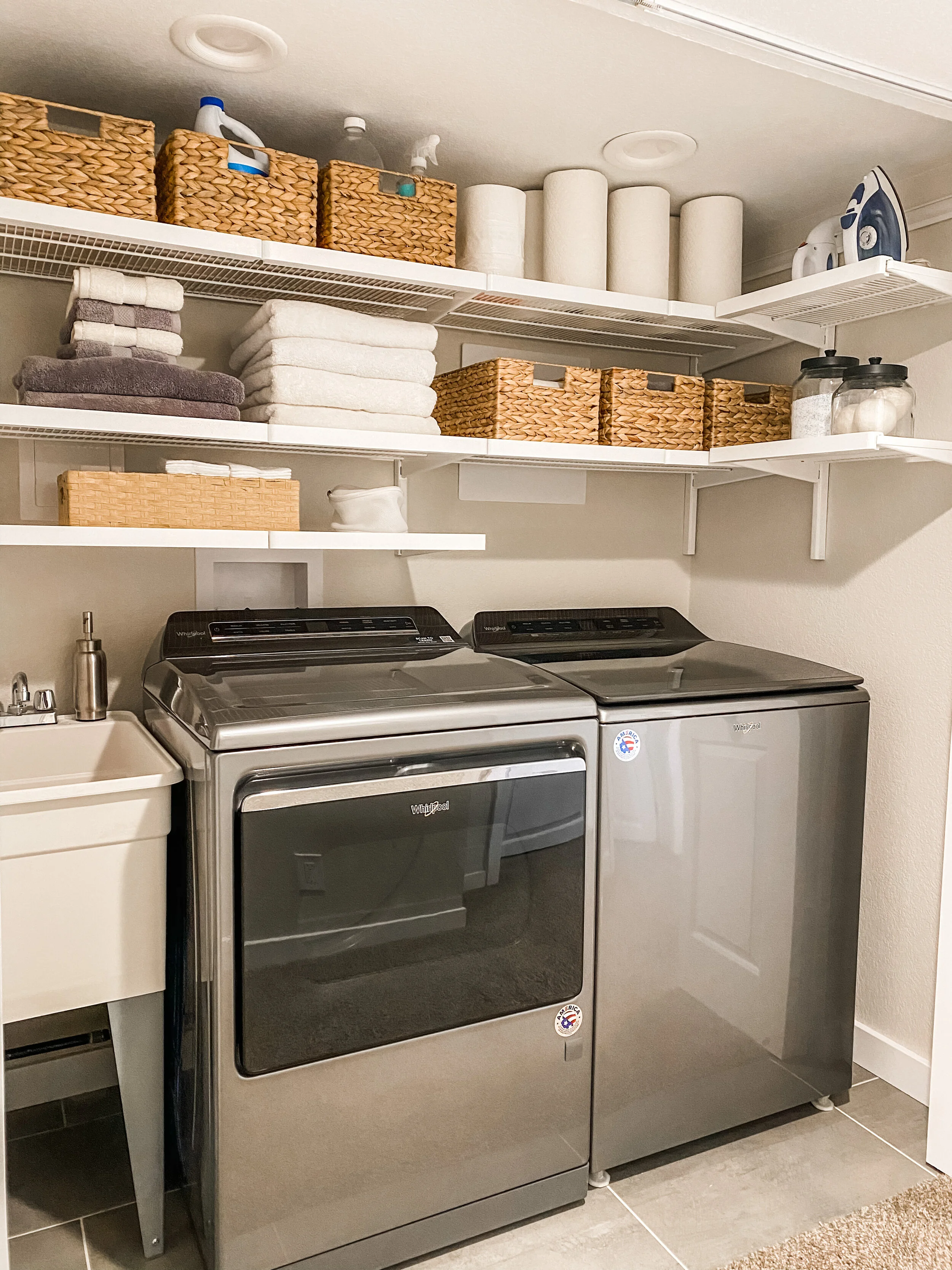 Rachel and Company Organize Your Home with a DIY elfa System