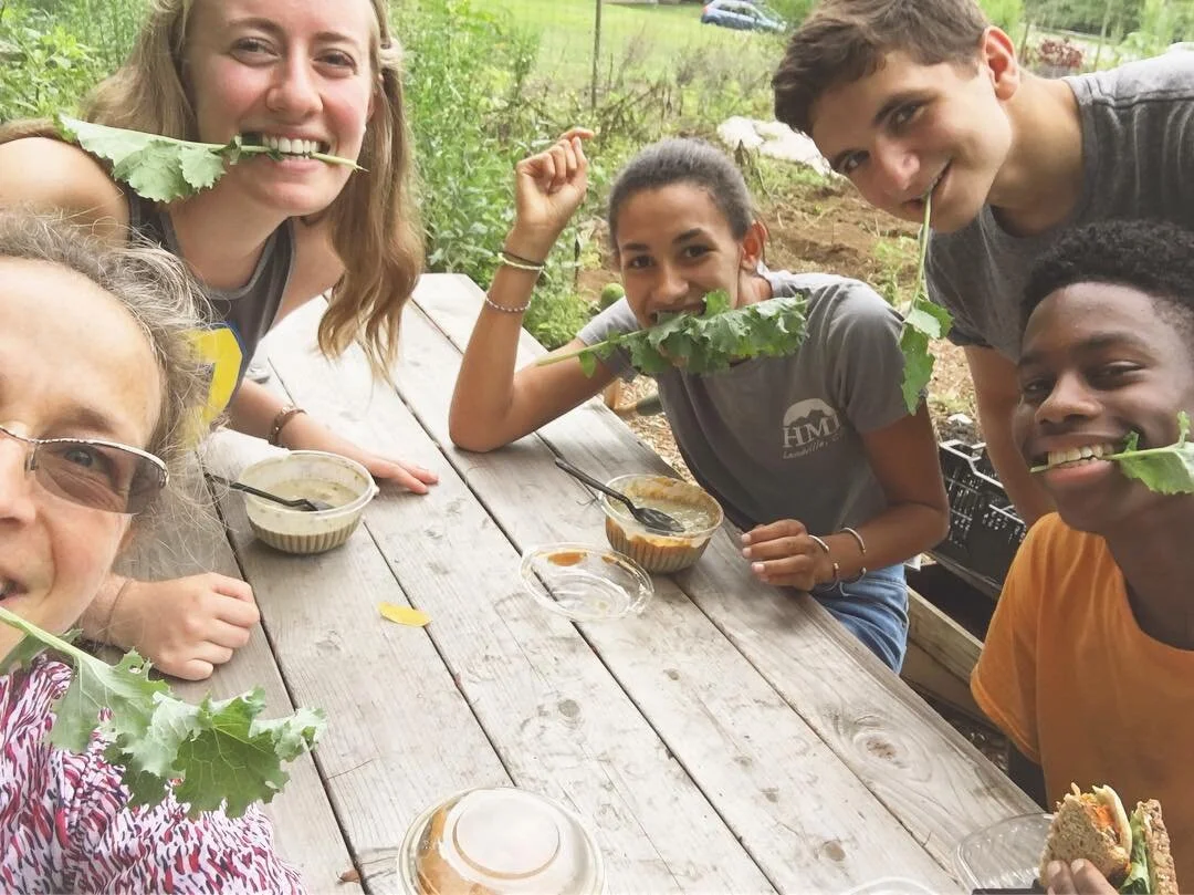 Fresh kale (&amp; smoothie bowls) at New King Street 🌿🥄