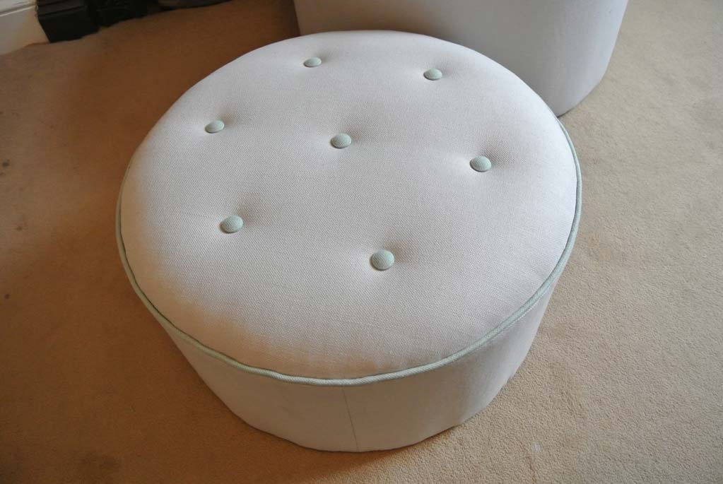 pouffe-small-1.jpg