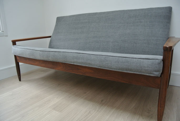 Jelenas-sofa3.jpg