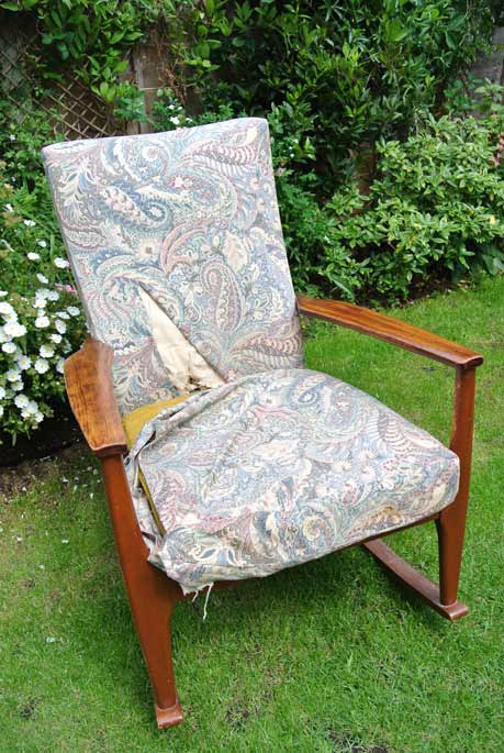  1960s Parker Knoll Rocking Chair in need of restoration... 