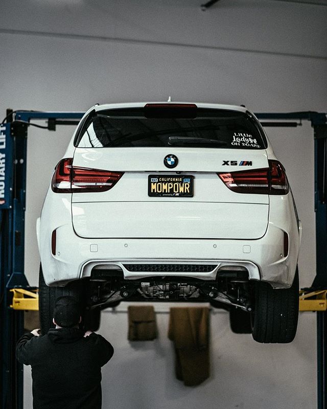 You know what they say....#happywifehappylife 
#enthusiastpowered photo by @misscourtneymae #performancetechnic #bmwm #bmwx5m